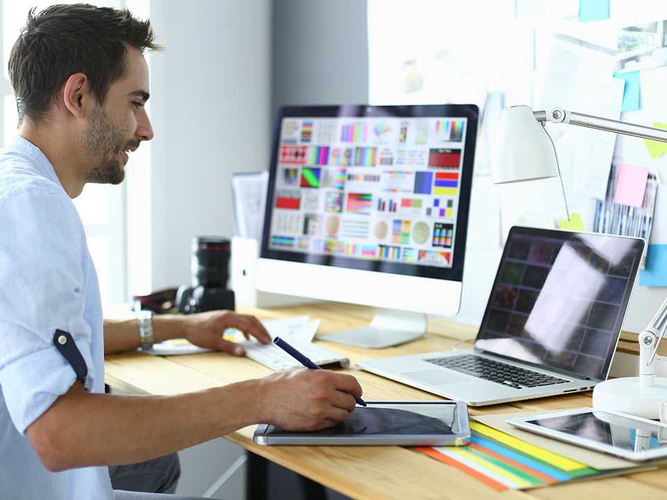 How to Become a Successful Freelance Graphic Designer